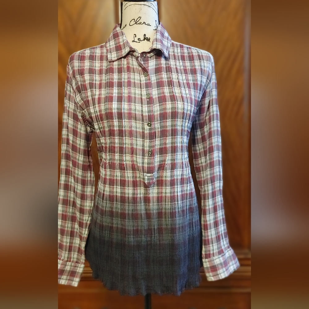 Vintage America, NWOT, Size M, long sleeve plaid 3/4 button up tunic style top